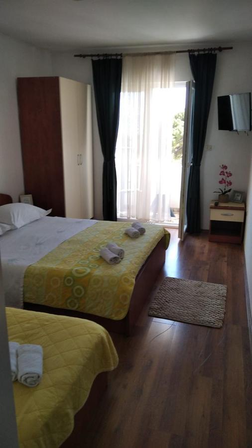 Apartman Mare Drvenik  Esterno foto
